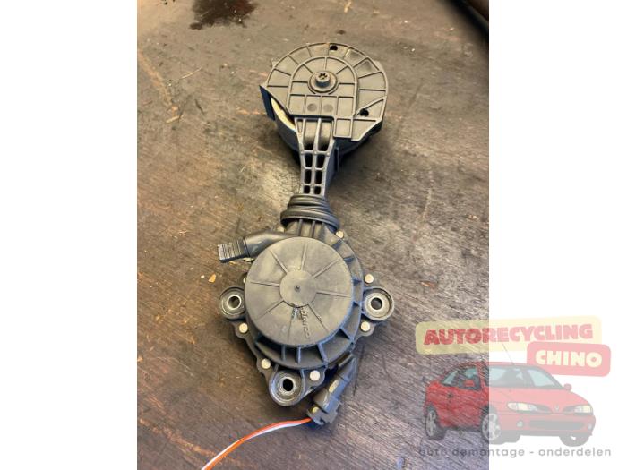 Usados Rodillo tensor correa múltiple Peugeot 508 (8D) 1.6 THP 16V Precio € 35,00 Norma de margen ofrecido por Autorecycling Chino B.V.