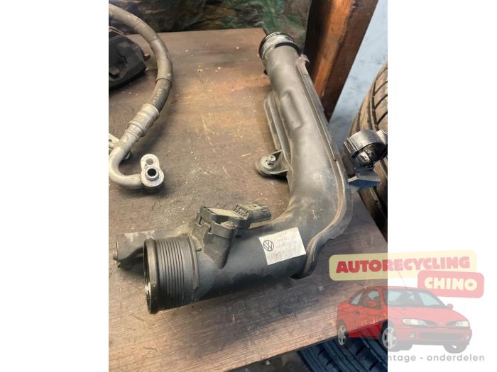 Gebrauchte Intercooler Rohr Skoda Octavia Combi (1Z5) 1.6 TDI Greenline Preis € 35,00 Margenregelung angeboten von Autorecycling Chino B.V.