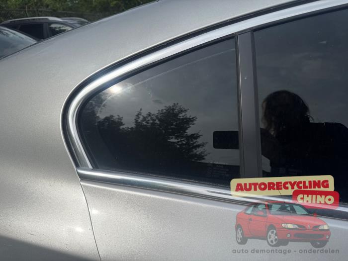 Usados Ventanilla triangular derecha detrás Opel Insignia 2.0 CDTI 16V 140 ecoFLEX Precio € 75,00 Norma de margen ofrecido por Autorecycling Chino B.V.
