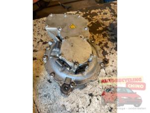 Dynamo van een Volvo V60 I (FW/GW) 2.4 D6 20V Plug-in Hybrid AWD 2013