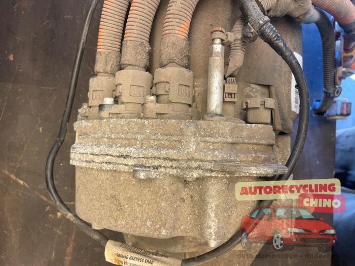 IMA engine from a Volvo V60 I (FW/GW) 2.4 D6 20V Plug-in Hybrid AWD 2013