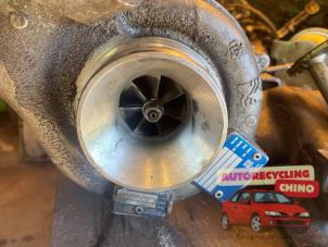 Turbo d'un Volvo V60 I (FW/GW) 2.4 D6 20V Plug-in Hybrid AWD 2013