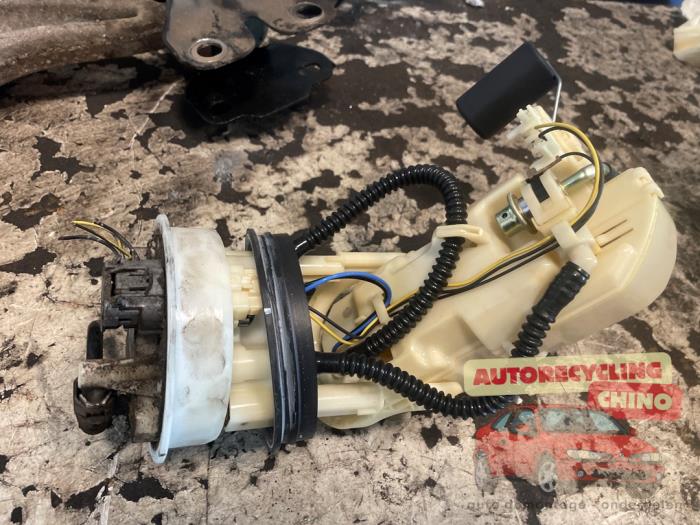 Gebrauchte Benzinpumpe Honda Civic (EP/EU) 1.4 16V Preis € 40,00 Margenregelung angeboten von Autorecycling Chino B.V.
