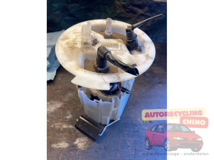 Begagnade Dieselpump Volvo V60 I (FW/GW) 2.4 D6 20V Plug-in Hybrid AWD Pris € 50,00 Marginaltabell erbjuds av Autorecycling Chino B.V.