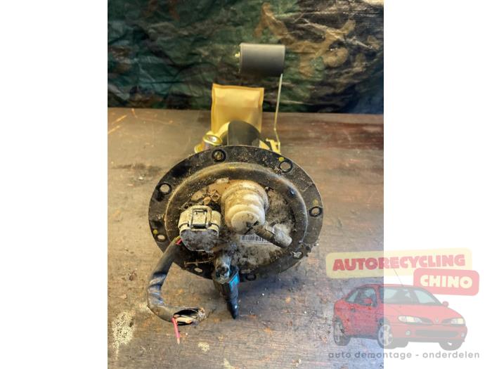 Begagnade Bensinpump Hyundai Getz 1.3i 12V Pris € 35,00 Marginaltabell erbjuds av Autorecycling Chino B.V.