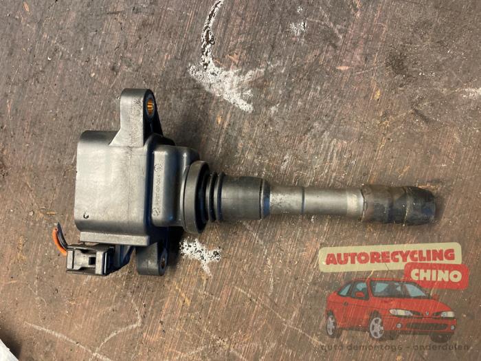Usagé Broche bobine Renault Megane III Grandtour (KZ) 1.4 16V TCe 130 Prix € 20,00 Règlement à la marge proposé par Autorecycling Chino B.V.