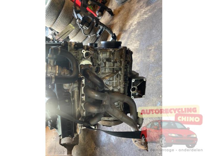 Motor van een BMW X3 (E83) 2.0 16V 2010