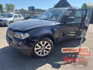 Motor van een BMW X3 (E83) 2.0 16V 2010