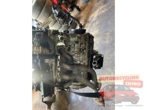 Motor van een BMW X3 (E83) 2.0 16V 2010