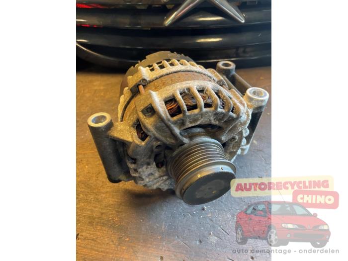 Usagé Dynamo Ford Transit Custom 2.2 TDCi 16V Prix € 140,00 Règlement à la marge proposé par Autorecycling Chino B.V.