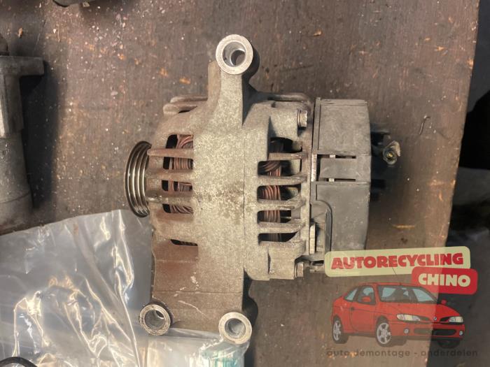 Dynamo van een Fiat Panda (169) 1.2 Fire 2005