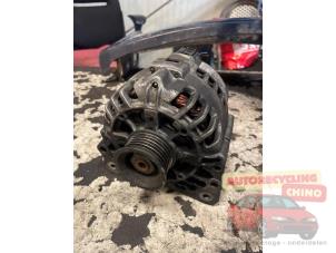 Dynamo från en Volkswagen Polo IV (9N1/2/3) 1.2 12V 2006