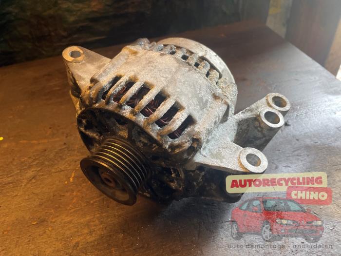 Begagnade Dynamo Ford Fiesta 5 (JD/JH) 1.3 Pris € 35,00 Marginaltabell erbjuds av Autorecycling Chino B.V.