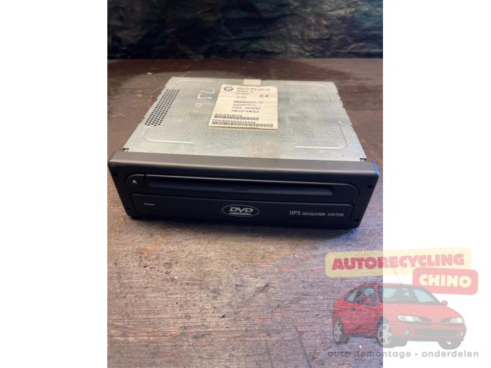 Używane Odtwarzacz DVD BMW X3 (E83) 2.0 16V Cena € 75,00 Procedura marży oferowane przez Autorecycling Chino B.V.