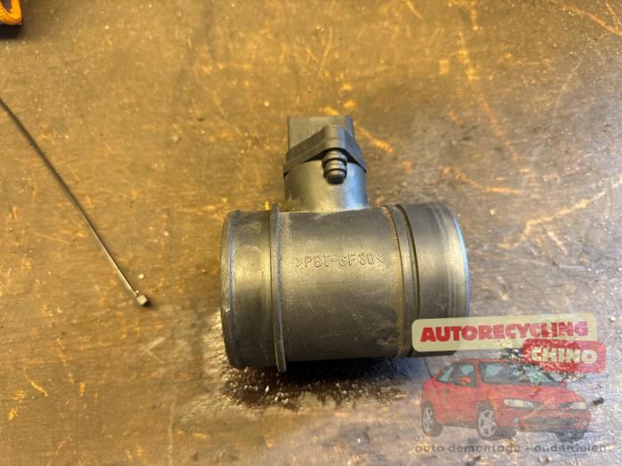 Gebrauchte Luftmassenmesser Porsche Cayenne (9PA) 4.5 S V8 32V Preis € 40,00 Margenregelung angeboten von Autorecycling Chino B.V.
