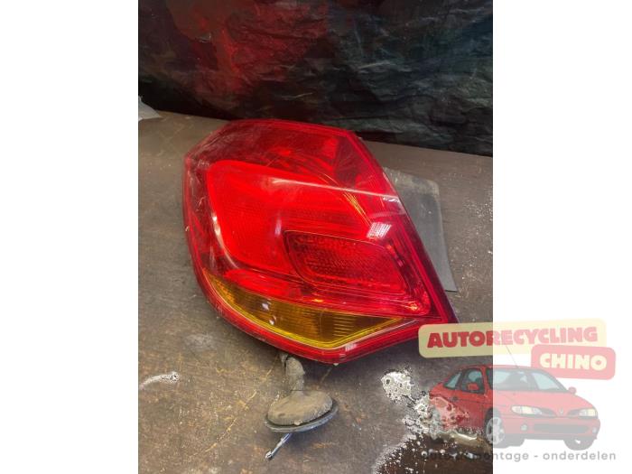 Begagnade Front Mercedes B (W246/W242) 1.6 B-180 BlueEFFICIENCY Turbo 16V Pris € 500,00 Marginaltabell erbjuds av Autorecycling Chino B.V.