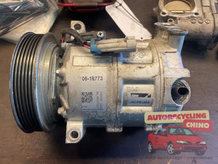 Usagé Pompe clim Alfa Romeo 159 Sportwagon (939BX) 1.8 TBi 16V Prix € 150,00 Règlement à la marge proposé par Autorecycling Chino B.V.