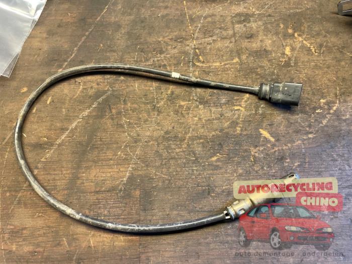 Sonde lambda Audi A1 Sportback (8XA/8XF), 2011 / 2018 1.0 TFSI Ultra 12V, Berline avec hayon arrière, 4 portes, Essence, 999cc, 70kW (95pk), FWD, CHZB, 2015-03 / 2018-10, 8XA; 8XF (Occasion)