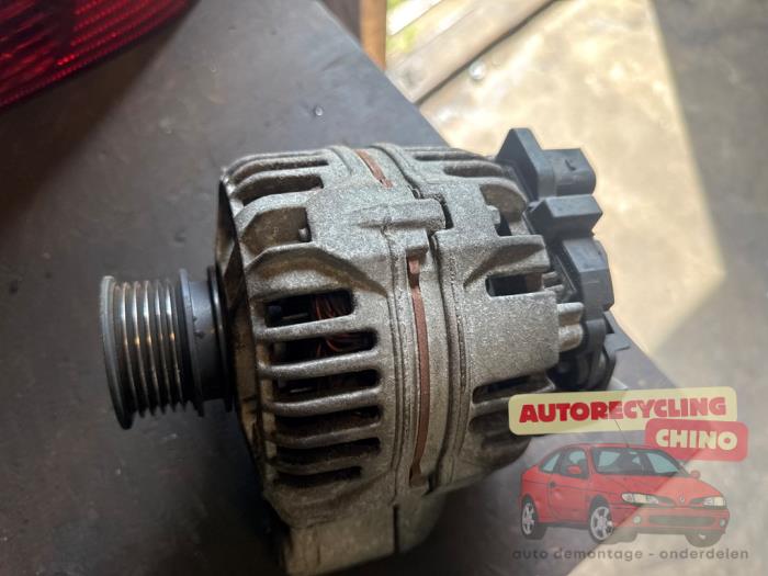 Usagé Dynamo Volkswagen Polo IV (9N1/2/3) 1.4 16V Prix € 50,00 Règlement à la marge proposé par Autorecycling Chino B.V.