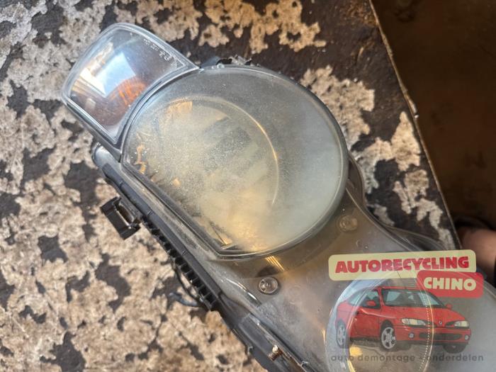 Używane Reflektor lewy BMW 3 serie Compact (E46/5) 318ti 16V Cena € 45,00 Procedura marży oferowane przez Autorecycling Chino B.V.