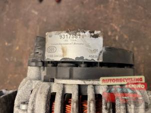 Dynamo van een Opel Vectra C GTS 2.2 DIG 16V 2007