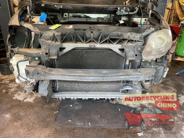 Używane Panel przedni Seat Toledo (5P2) 1.6 Cena € 250,00 Procedura marży oferowane przez Autorecycling Chino B.V.