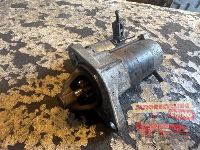 Gebrauchte Anlasser Toyota Yaris Verso (P2) 1.5 16V Preis € 40,00 Margenregelung angeboten von Autorecycling Chino B.V.