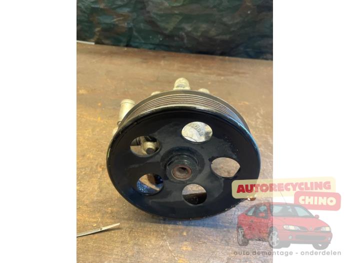 Usagé Pompe de direction Opel Insignia Sports Tourer 2.0 Turbo 16V Ecotec Prix € 50,00 Règlement à la marge proposé par Autorecycling Chino B.V.