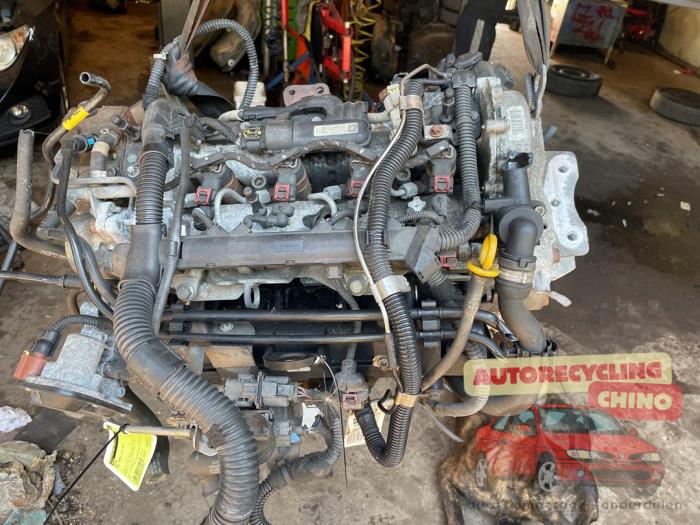 Motor van een Opel Corsa D 1.3 CDTi 16V ecoFLEX 2011