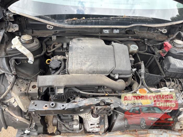 Używane Silnik Daihatsu Cuore (L251/271/276) 1.0 12V DVVT Cena € 300,00 Procedura marży oferowane przez Autorecycling Chino B.V.