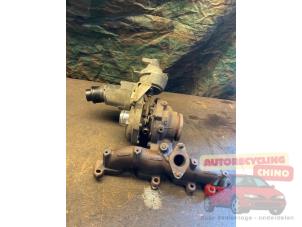 Turbo van een Volkswagen Transporter T5 2.0 TDI DRF 2012