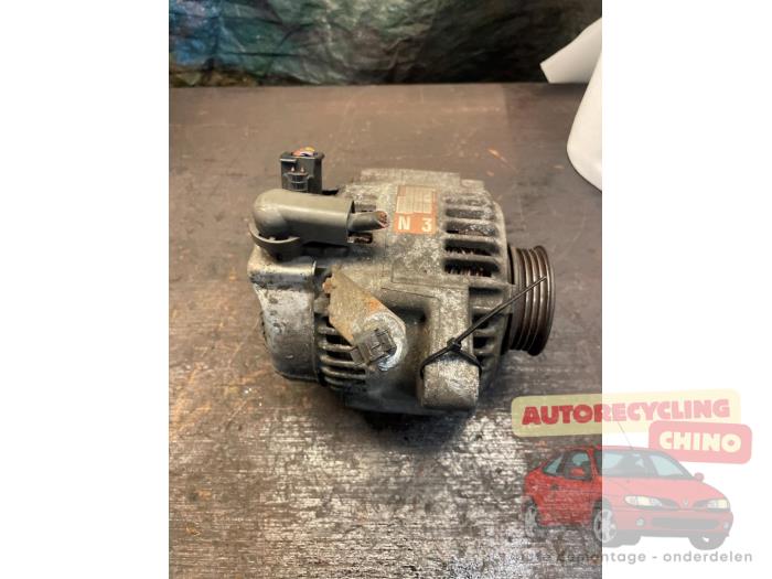 Gebrauchte Dynamo Toyota Yaris (P1) 1.5 T Sport 16V VVT-i Preis € 175,00 Margenregelung angeboten von Autorecycling Chino B.V.