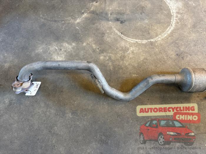 Catalyseur d'un Volkswagen Golf IV Variant (1J5) 1.6 16V 2006