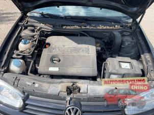 Catalyseur d'un Volkswagen Golf IV Variant (1J5) 1.6 16V 2006