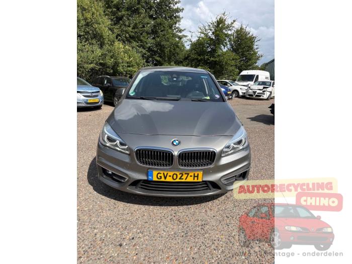 Używane Maska BMW 2 serie Active Tourer (F45) 220i 2.0 TwinPower Turbo 16V Cena € 500,00 Procedura marży oferowane przez Autorecycling Chino B.V.