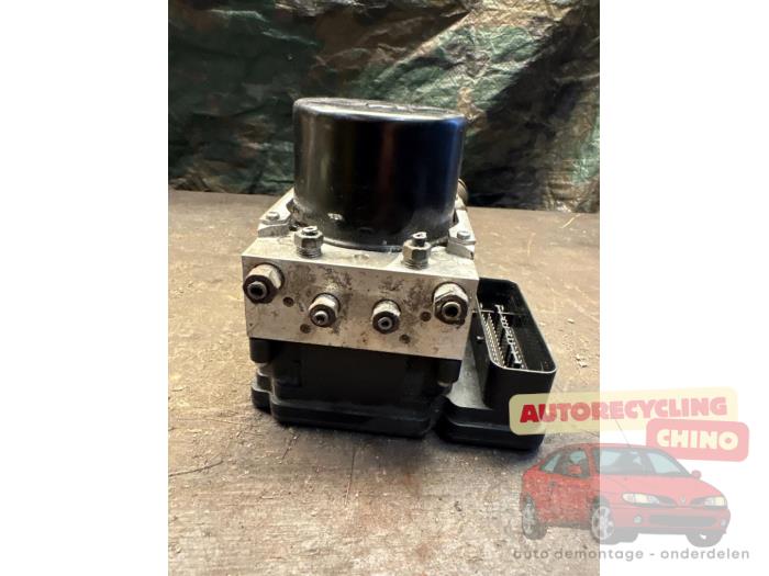 Used ABS pump Suzuki Alto 1.0 12V Price € 240,00 Margin scheme offered by Autorecycling Chino B.V.