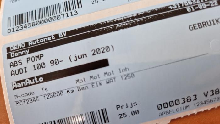 Używane Pompa ABS Audi 100 Cena € 26,25 Procedura marży oferowane przez CASPER BV