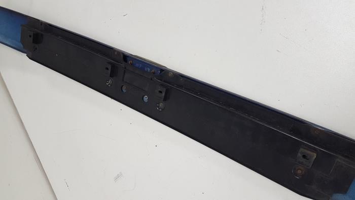 Begagnade Grill Peugeot Boxer (230P) 2.5D 12V Pris på förfrågan erbjuds av CASPER BV