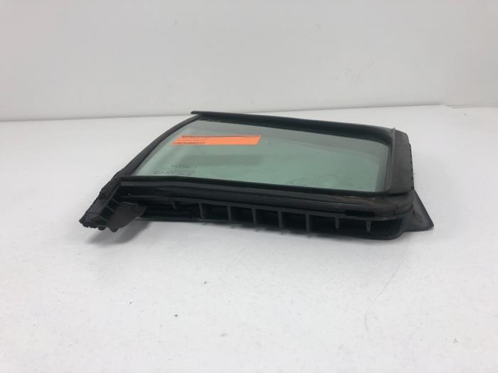 Usados Ventanilla triangular derecha delante Ford Transit Connect (PJ2) 1.6 TDCi 16V 95 Precio de solicitud ofrecido por CASPER BV