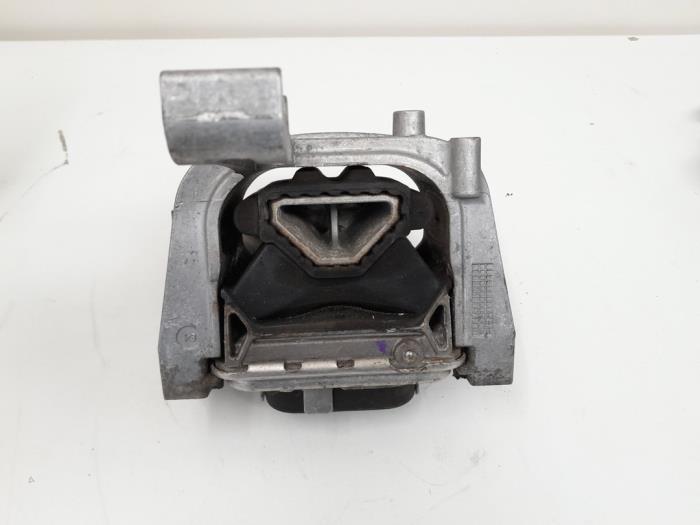 Gebrauchte Motorlager Volkswagen Golf VII (AUA) 1.6 TDI 16V Preis € 14,50 Margenregelung angeboten von GEJO Revisie & Onderdelen BV