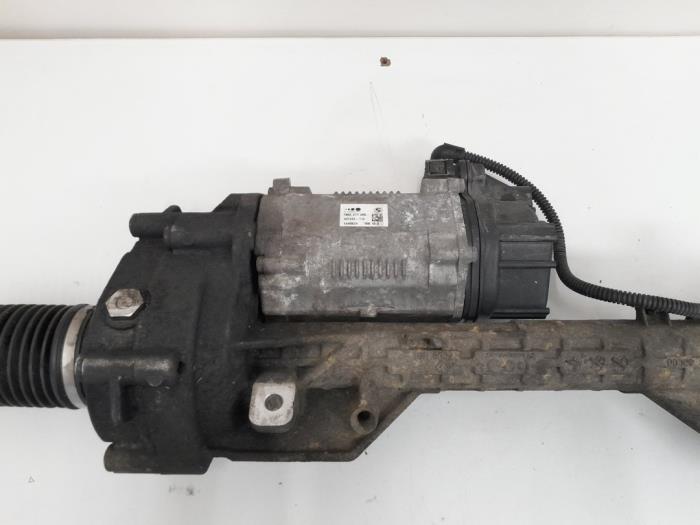 Power steering box from a BMW 3 serie Touring (E91) 320d 16V 2010