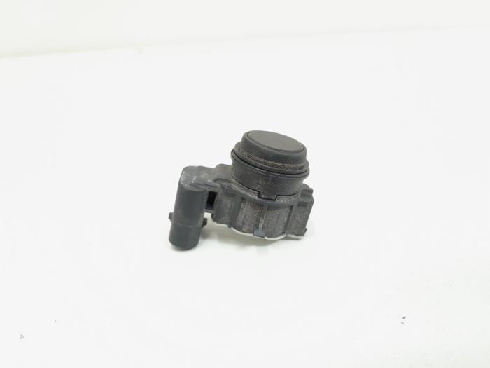 Usados Sensor PDC BMW 1 serie (F20) 116d 2.0 16V Precio € 17,00 Norma de margen ofrecido por GEJO Revisie & Onderdelen BV