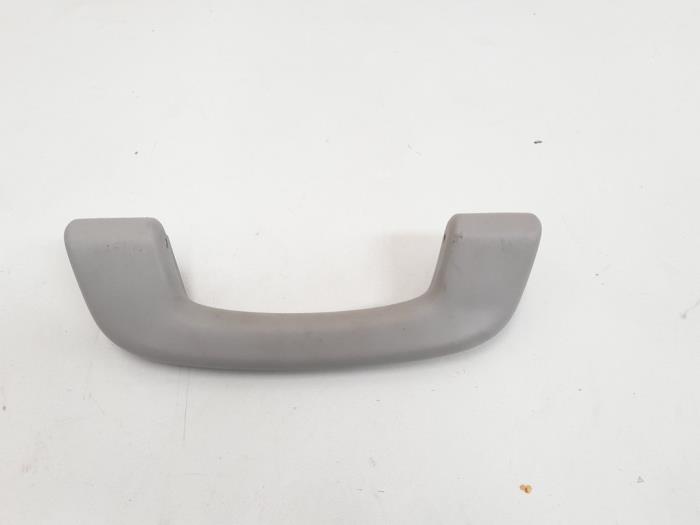 Begagnade Handtag BMW 1 serie (F20) 116d 2.0 16V Pris € 8,00 Marginaltabell erbjuds av GEJO Revisie & Onderdelen BV