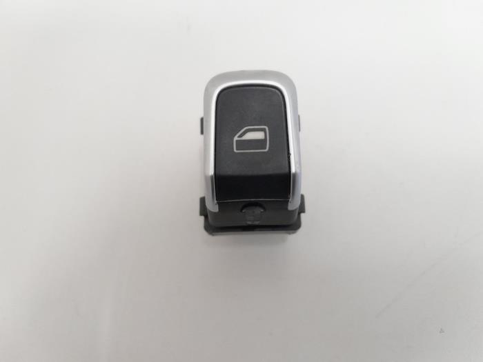 Electric window switch from a Audi S6 Avant (C7) 4.0 V8 TFSI 2012