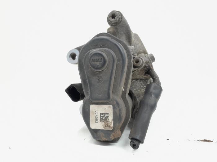Rear brake calliper, right from a Audi Q3 (8UB/8UG) 1.4 TFSI 16V 2016