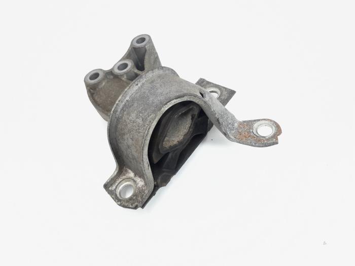 Begagnade Motorfäste Fiat 500 (312) 1.2 Pris € 18,00 Marginaltabell erbjuds av GEJO Revisie & Onderdelen BV