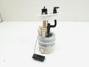 Used Electric fuel pump Mini Mini (R56) 1.6 16V Cooper Price € 22,99 Margin scheme offered by GEJO Revisie & Onderdelen BV