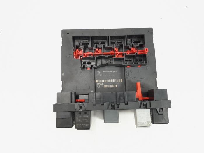 Used Body control computer Volkswagen Passat Variant (3C5) 2.0 TDI 16V 140 Price € 27,50 Margin scheme offered by GEJO Revisie & Onderdelen BV