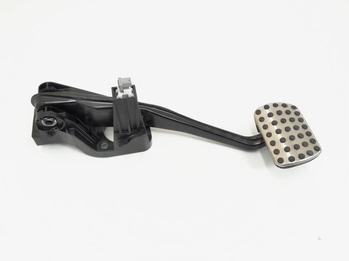 Używane Pedal hamulca Mercedes A (W176) 2.0 A-250 Turbo 16V Cena € 13,95 Procedura marży oferowane przez GEJO Revisie & Onderdelen BV