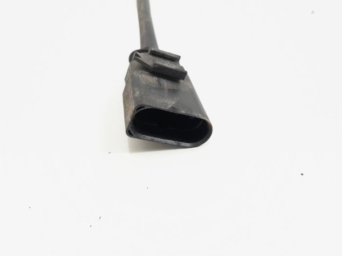 Lambda probe from a Volkswagen Touran (1T1/T2) 1.4 16V TSI 170 2010